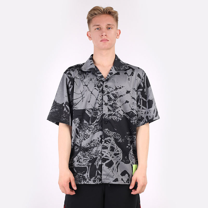 мужская серая рубашка Jordan Flight Printed Short-Sleeve Button Down CZ4734-010 - цена, описание, фото 3